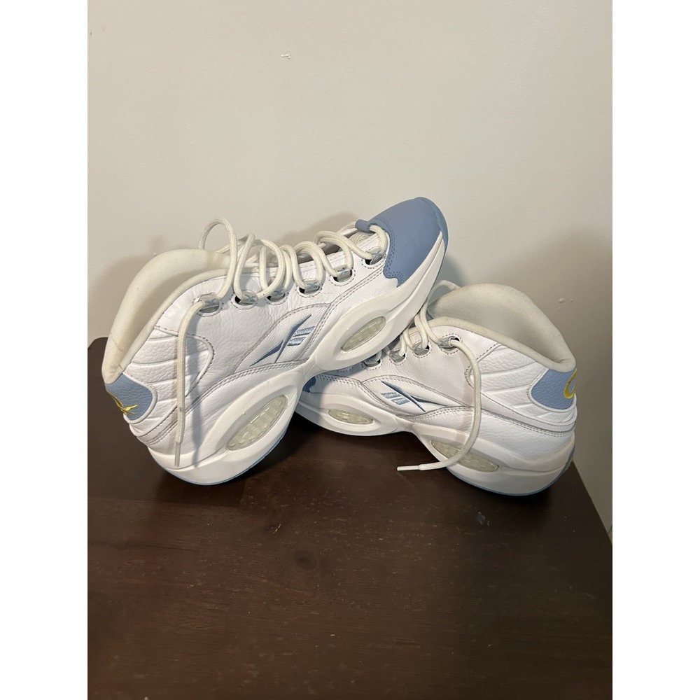 Reebok Mens 9.5 Basketball Question Mid White/FluBlu/Rbkice